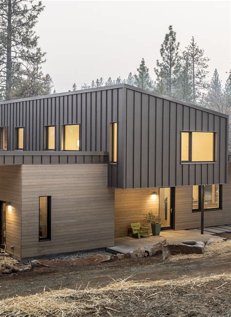 making house more efficient with metal siding|is metal siding durable.